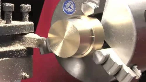 加工曲軸的整個過程由專業cnc車床和其他配件